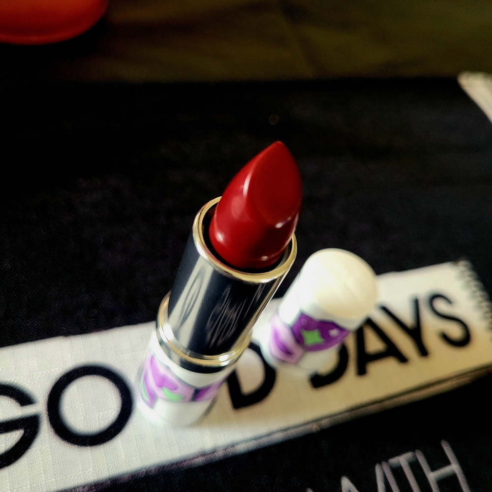 Berry Pop Lip Colour + Primer